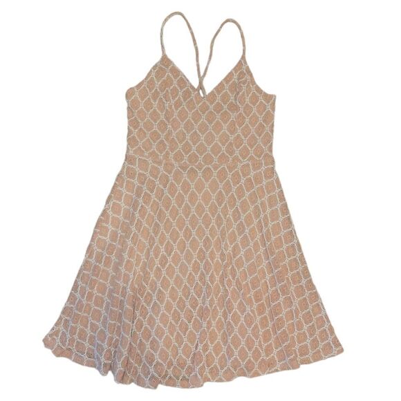 NWT Urban Outfitters Kimchi Blue Strappy Diamond Lace Skater Dress Boho Peach L - Picture 4 of 13